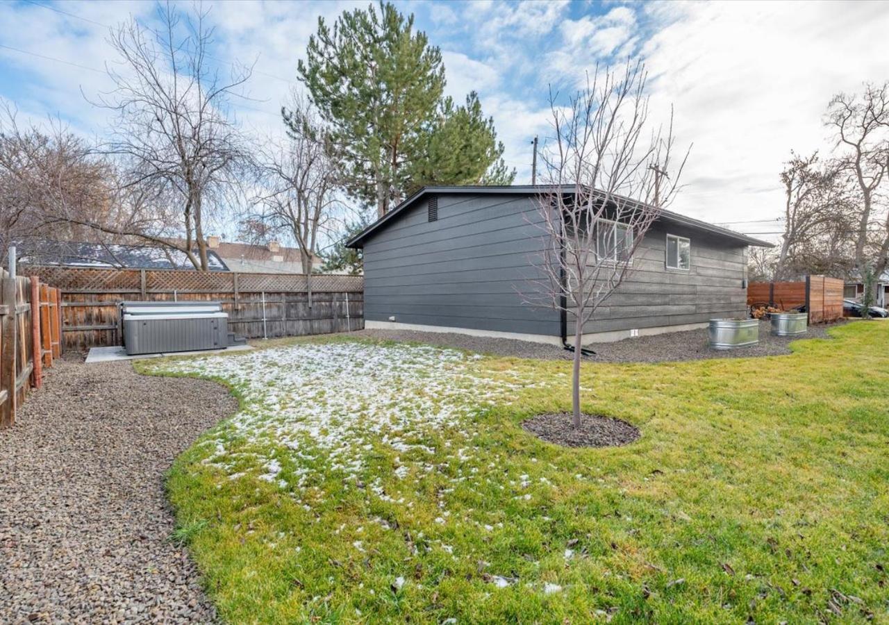 Mid Century Modern Boise-River Bungalow W/ Hot Tub Villa Eksteriør billede